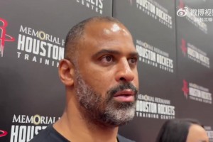 接化發(fā)！現(xiàn)場(chǎng)實(shí)拍梅西這球進(jìn)得是真瀟灑流暢