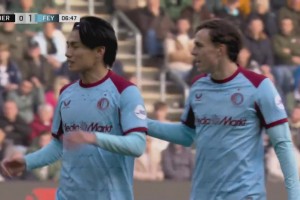 是真的強(qiáng)！日本鋒霸上田綺世荷甲半場(chǎng)戴帽！9輪11球領(lǐng)跑射手榜！