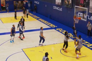 勇士新秀威爾-理查德訓(xùn)練中一記漂亮順下，巴特勒和科爾贊不絕口