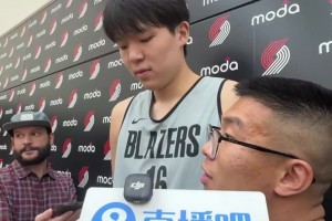 楊瀚森：考駕照的時(shí)候遇到有人在馬路中間遛狗，我怕被扣分，不敢按喇叭！