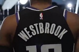 我欽佩35號(hào)球員的勇氣，一點(diǎn)不慫的