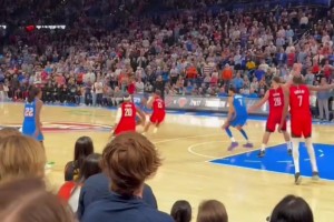 謝潑德這防守真是白給！SGA擋拆專門找他打，輕松投進(jìn)！