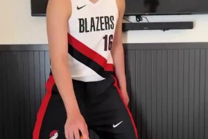 目標(biāo)成為約老師！楊瀚森手活挑戰(zhàn)僅耗時(shí)14秒29