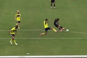 重演巔峰之作！梅西挑球過(guò)人?一條龍?世界波破門(mén)，真的太秀了！