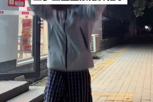 解說依力：湖人這邊問題很大，防守不行就算老詹回來也不頂事啊