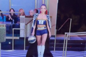 印第安納州小姐身穿凱特琳-克拉克“球衣”亮相，還挺搭