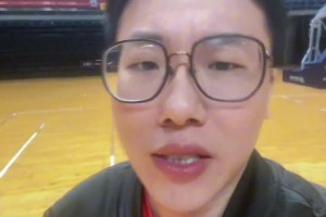 今天被打爆了！此前網(wǎng)紅大史談?wù)l天賦高：文班拿什么去和濃眉比