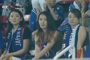 名場(chǎng)面！當(dāng)年網(wǎng)上瘋傳的日本母女球迷