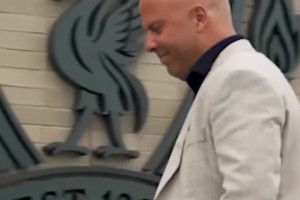 斯洛特力挺薩拉赫：堅(jiān)信他可以重返巔峰，依舊選他做自己救世主！