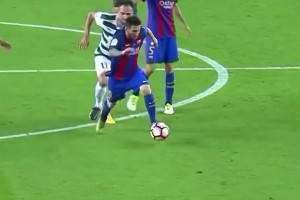 都讓開(kāi)！梅西對(duì)內(nèi)馬爾和蘇牙感到失望