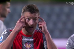 老兵不死！38歲瓦爾迪穿10號(hào)攻入意甲首球 激動(dòng)連續(xù)空翻慶祝