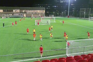 頂級(jí)天賦球商！小將李昊炎無逆足絲滑破門，最右邊隊(duì)友都看呆了！