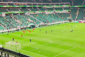 怒其不爭！實(shí)拍：國安本場上座率慘淡