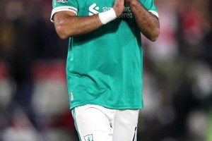 詹?。豪锲致?lián)賽4連敗，教練團(tuán)隊(duì)負(fù)主要責(zé)任！