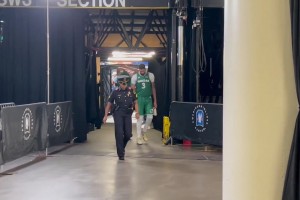 10中1正負值-20！弗拉格被衛(wèi)冕冠軍上了一課，賽后落寞離場