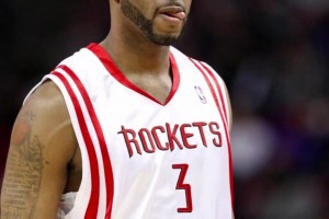 火箭會(huì)退役麥迪球衣嗎？楊毅：不會(huì)，相處不愉快，成就也不夠高