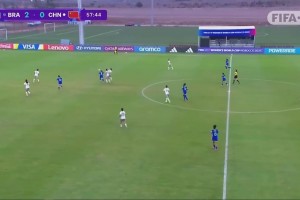 巴西前鋒艾芙琳左腳世界波破門，U17女足0-2落后！