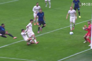 神了！國米攻勢如潮連續(xù)射門！德赫亞神勇撲出！