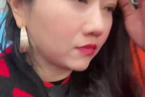 賽后蓉城女球迷哽咽：離冠軍最近的一個(gè)賽季，心里太難受了