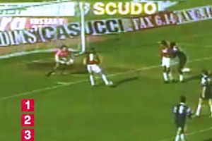 曼徹斯特變哥譚？哈蘭德萬(wàn)圣節(jié)化妝成小丑入侵街頭！路人的反應(yīng)？