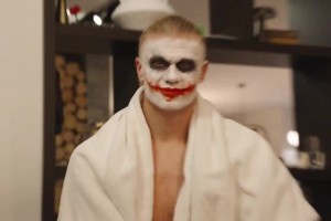 下一部小丑不是哈蘭德演的我不看，不得不說是真的壓迫感拉滿