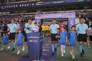 決戰(zhàn)時(shí)刻！馬寧率領(lǐng)南通隊(duì)和泰州隊(duì)步入南京奧體中心