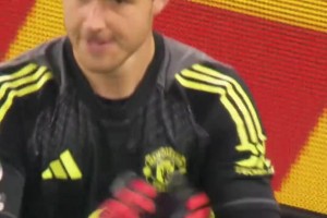 百看不厭！現(xiàn)場視角再來欣賞澤林斯基這腳超級世界波