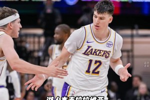 今天NBA的爆發(fā)榜和拉胯榜來了，拉拉維亞神兵天降湖人...