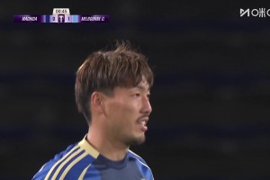 不敢相信！亞冠比賽，日本球隊開場1分鐘送烏龍球