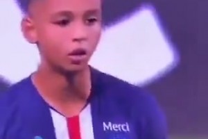 誰最可愛？網(wǎng)友當(dāng)年惡搞兒童版歐冠決賽拜仁vs巴黎！