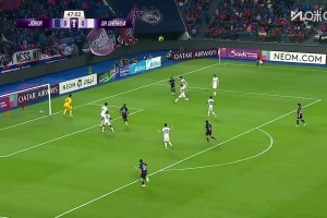 朱辰杰遭對方轉(zhuǎn)身戲耍，霍納桑笑納空門！申花0-1柔佛