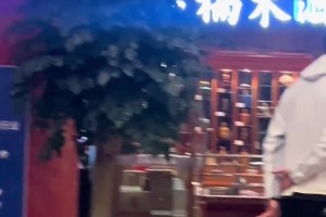 李春江指導(dǎo)與昔日弟子胡金秋和趙巖昊！