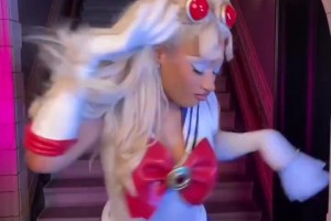 這克萊能應付的了嗎？馬冬梅此前cos美少女戰(zhàn)士宣傳新單曲！