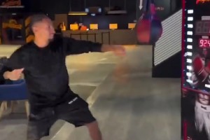 再奪一屆世界杯還是再拿個(gè)金球獎？梅西：再拿一個(gè)世界杯！