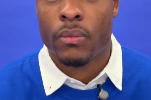 小羅在慈善賽上又是降維打擊！精靈老了還是精靈！