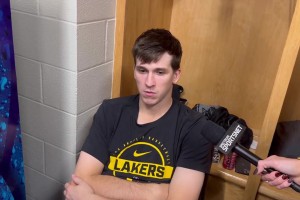 美女主播拜月寧：請問雷霆這個隊有啥短板嗎？背靠背把湖人勇士都血虐了一遍