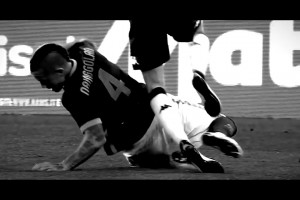 中路爆破第一人！解析：梅西踢偽九號(hào)簡(jiǎn)直駕輕就熟！