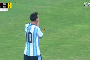 可惜了！阿爾馬達(dá)倒三角傳球，梅西跟進(jìn)無(wú)人盯防射門打高！