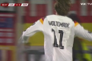 德國(guó)打破僵局！薩內(nèi)傳中送助攻，沃爾特馬德鏟射破門(mén)！