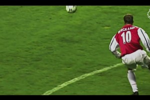 再看依舊震撼！德容：我永遠(yuǎn)忘不了梅西在我眼前的那個(gè)傳球！