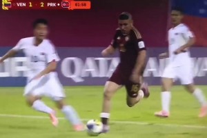 大羅鐵粉？委內(nèi)瑞拉U17球員頂著同款阿福頭發(fā)型破門(mén)