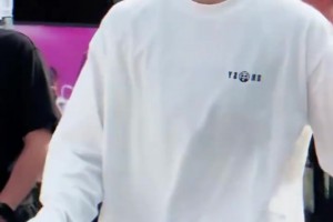 這誰頂?shù)米“?！太帥了吧? >
                                        </div>
                                    </div>
                                                                        <div   id=