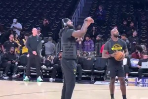 太逗了！CC對話自己的黑粉：你要來選秀我得把2號讓給你？