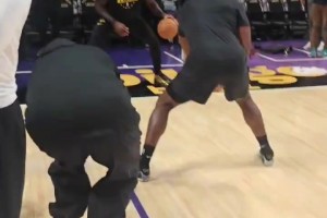 富保羅談?wù)材匪闺x開騎士加盟湖人原因：目標(biāo)就是為了贏得總冠軍！