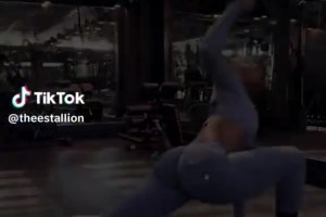 她是真能說！克萊女友馬冬梅的日常健身！暴力身材也得努力維持~