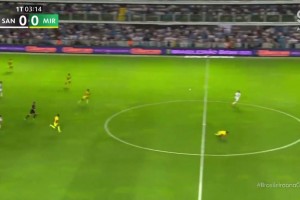 狀態(tài)復(fù)蘇！內(nèi)馬爾單刀奔襲對(duì)方禁區(qū)后一腳破門，為啥對(duì)面滑倒了…