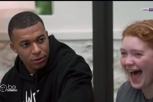 姆巴佩：梅西現(xiàn)在不在巴薩了，你應(yīng)該關(guān)注皇馬隊(duì)