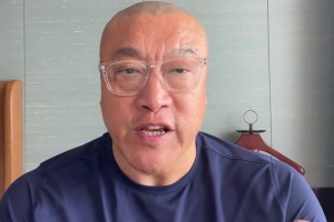 馬?。褐x潑德就是火箭的庫(kù)里，他在場(chǎng)上的投射威脅就是庫(kù)里級(jí)別的