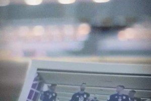 小蜘蛛此前：打牌我和勞塔羅恩佐一桌，因?yàn)槲覀冏畈粫?huì)騙人！