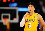 楊瀚森面對(duì)快船得到2分，生涯總得分來(lái)到6分追平孫悅